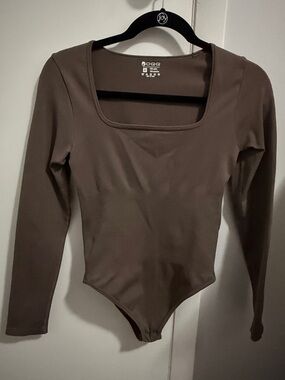 Square Neck Long-Sleeve Bodysuit in Taupe